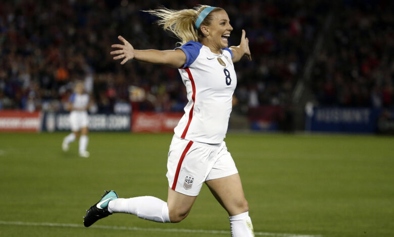 The USWNT's Julie Ertz, a time World Cup champion, is retiring from soccer : NPR