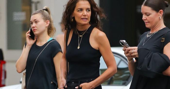 Katie Holmes Just Wore Chic Pointed Flats With Jeans in NYC