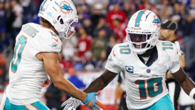 Dolphins' Tyreek Hill calls out Pats fans as some of NFL's 'worst'