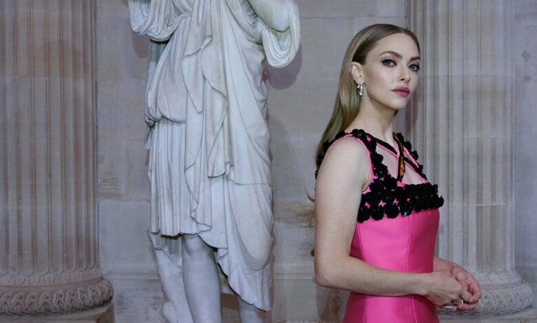 Amanda Seyfried Ponders the Pastoral Life on an After-Hours Walk Through the Louvre