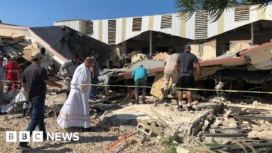 Mexico church: Seven dead and dozens trapped after Tamaulipas roof collapse