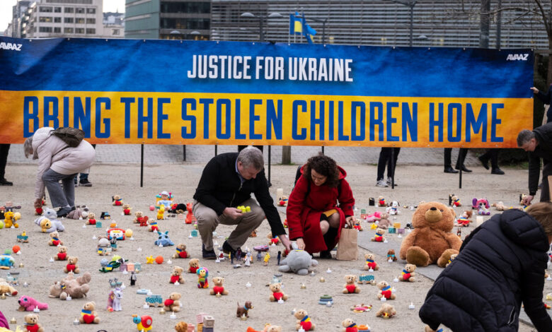 4 Ukrainian Children Return From Russia After Intervention by Qatar