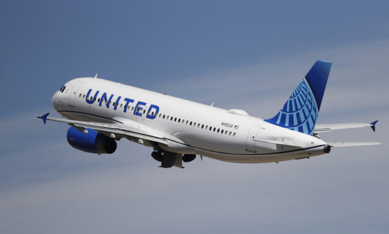 United Airlines passengers with window seats will soon board first : NPR