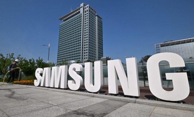 Samsung's profit still low in third quarter as chip downturn continues