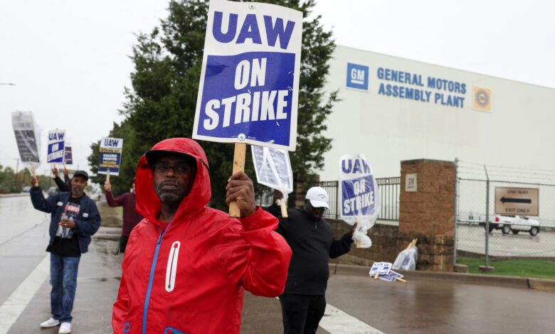 GM expected to invest $13 billion in U.S. plants under new UAW deal