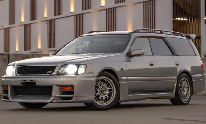 This 1998 Nissan Stagea 260RS Autech Is The Skyline GT-R Station Wagon That Nissan Refused To Build