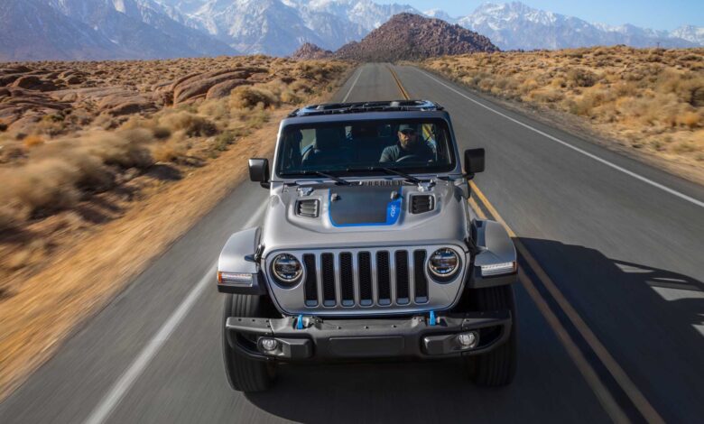 2021-2024 Jeep Wrangler 4xe recalled, owners told not to charge