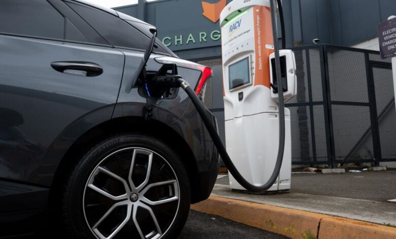 What electric car owners should do while driving these holidays