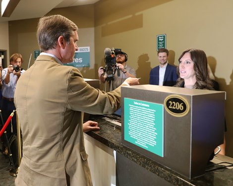 Kentucky Sees On-Track Boost as Sports Betting Launches