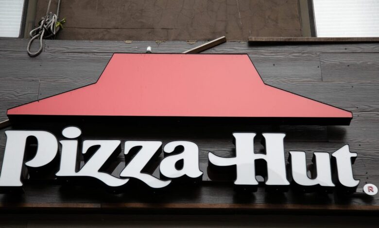 Pizza Hut Franchises Want You To Think California's New Wage Law Is The Reason It's Laying Off Over 1,000 Delivery Drivers