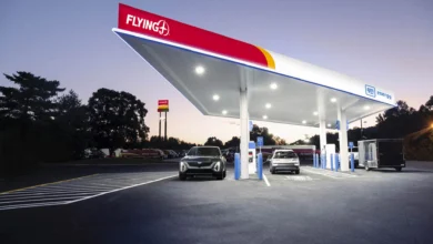 First stations of Pilot-GM EV fast-charging network are open