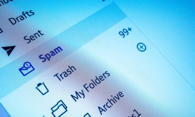 How to report Gmail messages as spam to improve your life and make you a hero