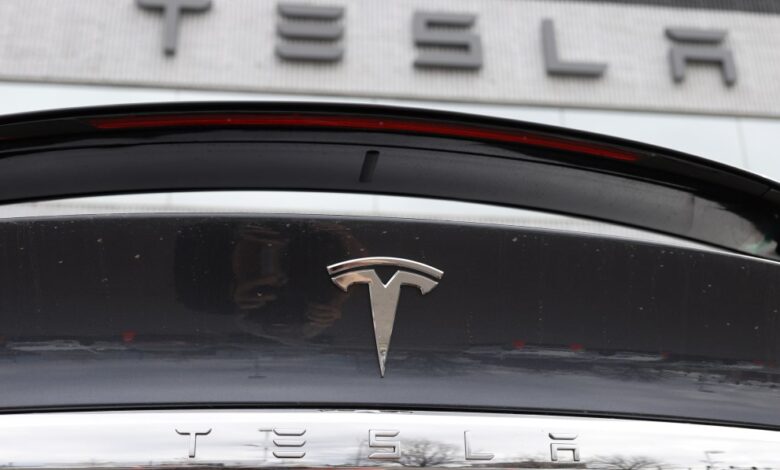 Tesla’s Nordic union dispute sparks angry letter from big investors
