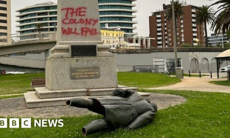 Captain Cook statue vandalised in Melbourne on eve of Australia Day
