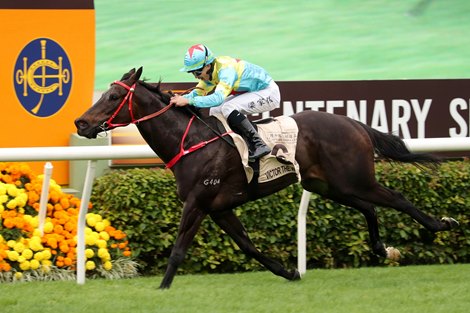 Victor the Winner Upsets Centenary Sprint Cup in HK