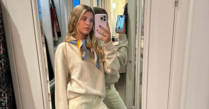 French Girls and Sofia Richie Are Loving Neck Scarves RN