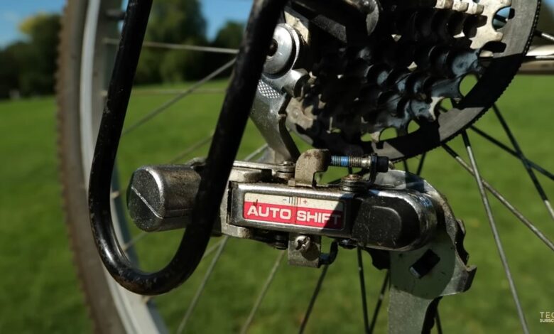 Automatic Gears Are The 20-Year-Old Bike Tech Nobody Asked For