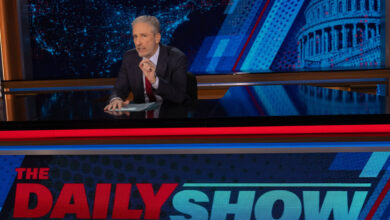 Jon Stewart Returns to Form on ‘The Daily Show’