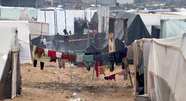 Gazans ‘anxious and living in fear’ of Israeli assault on Rafah, warns top UN aid official