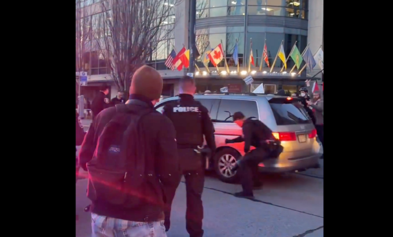 Police slash tires in Seattle protesting for compliance with the police
