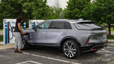 US EV fast charger growth is accelerating, filling flyovers