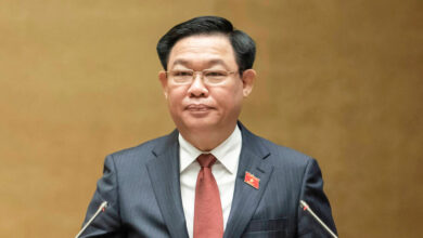 The resignation of the Chairman of the Vietnamese National Assembly caused new political chaos