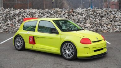 Make this extremely rare Renault Hot Hatch your next race car