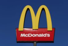 Man of St.  Louis charged after beating 15 McDonald's employees
