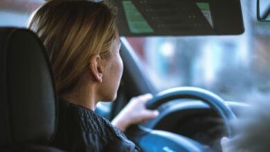 Surveys show that women are more polite drivers than men