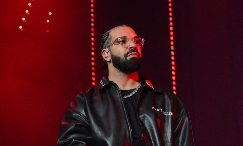 Security guard injured in shooting outside Drake's home in Toronto
