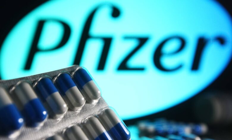 Pfizer and AstraZeneca announced a new investment of nearly $1 billion in France