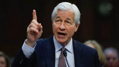 JPMorgan CEO Jamie Dimon called on the US to address its financial deficit