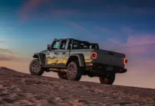 Jeep confirms Gladiator 4xe PHEV pickup, Mulls Recon hybrid