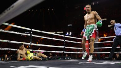 Mario Barrios defeated a reluctant Fabian Maidana by unanimous decision