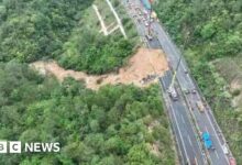 Highway collapse in China killed 19 people