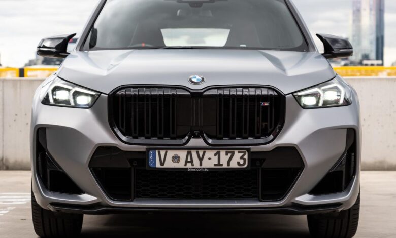 BMW wants to be at the top of the luxury car sales race by 2024