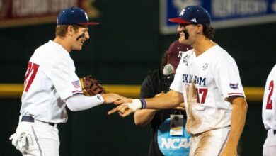 Texas A&M stole a homer in the ninth, topping Florida in the MCWS thriller