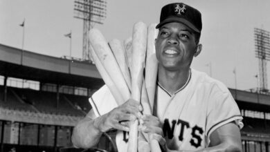 Legendary outfielder Willie Mays, 'Say Hey Kid', passes away at age 93