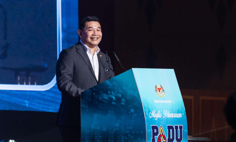 Gov’t to replicate its ‘no advance notice’ strategy for RON95 petrol targeted subsidy – Rafizi Ramli