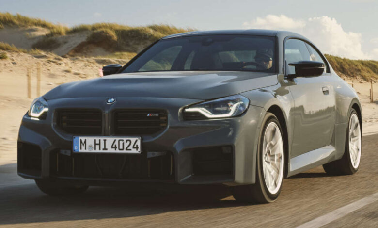 BMW M2 2025 launched - higher performance from 3.0L biturbo engine with 480 horsepower/600 Nm capacity, fewer physical buttons