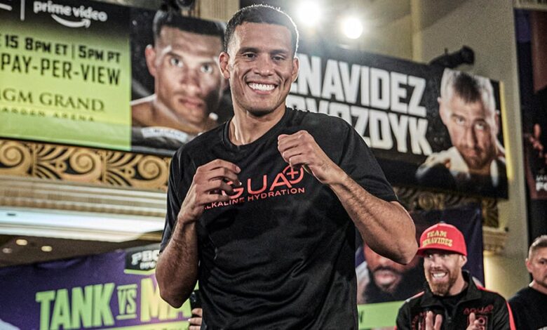 David Benavidez said he would only return to super middleweight for Canelo Alvarez