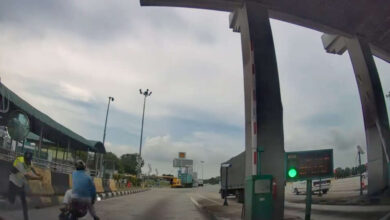 bike-person-Sg Dua-toll-crash-1