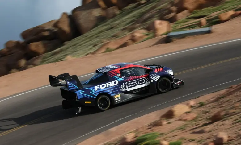 Electric vehicles dominate the 2024 Pikes Peak Hill Climb, previewing the next generation of motorsport