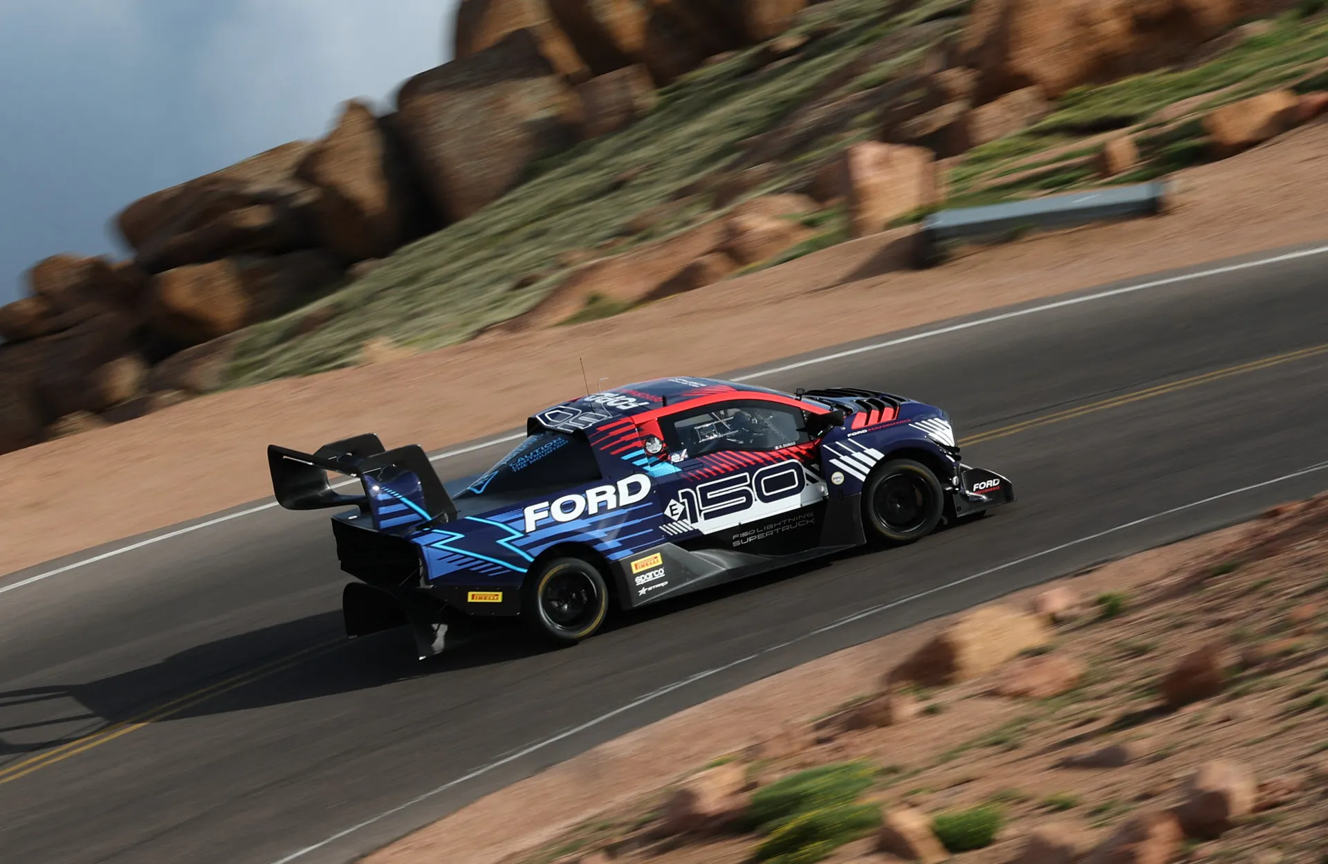 Electric vehicles dominate the 2024 Pikes Peak Hill Climb, previewing