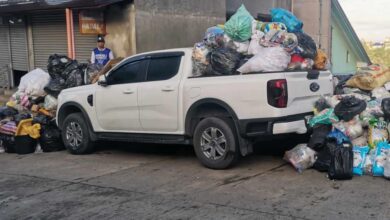 Ford Ranger turned into a garbage truck after being parked illegally