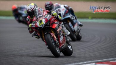 How much do WSBK riders and machines weigh at Donington?