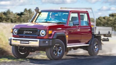Toyota Land Cruiser 70-Series drops V8 diesel engine, replaces with new 5-speed manual transmission