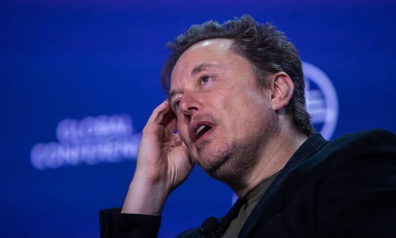 Tesla Delays Robotaxi Reveal, Surprising No One