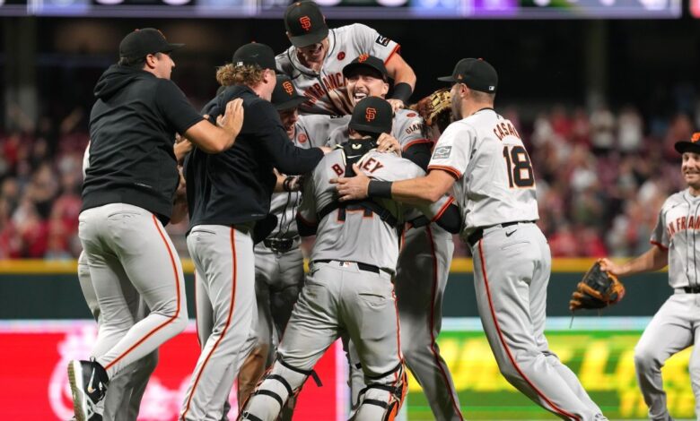 Giants' Snell throws 3rd no-hitter in MLB this season, silences Reds