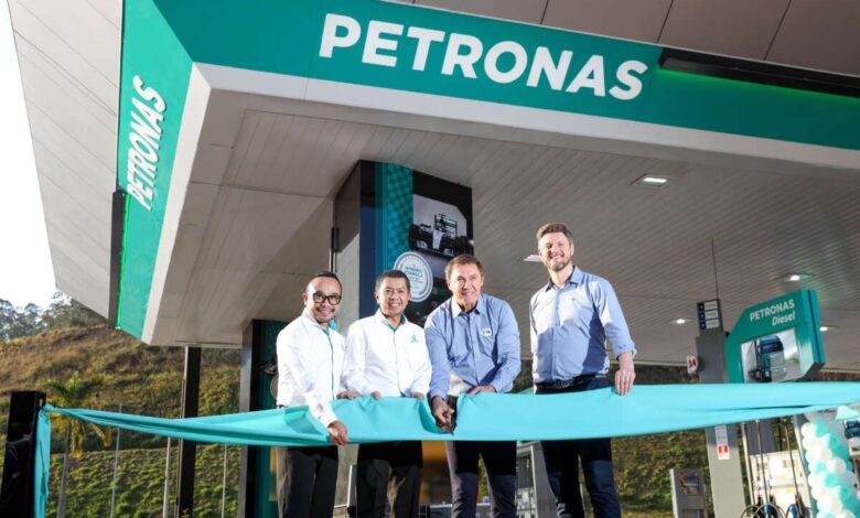 Petronas to open three petrol stations in Brazil, operated by SIM via first brand licensing initiative